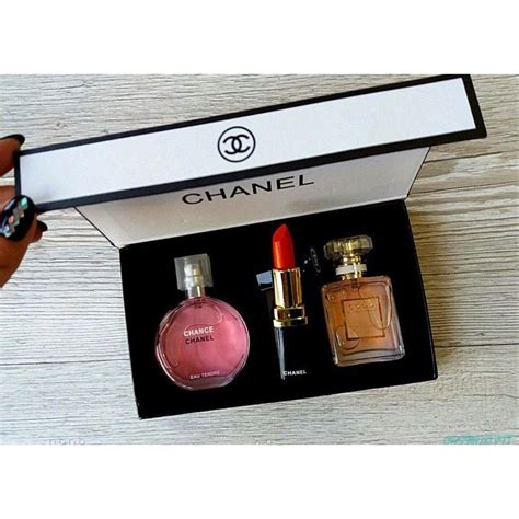 chanel fragrance gift with purchase|chanel unisex perfume price.